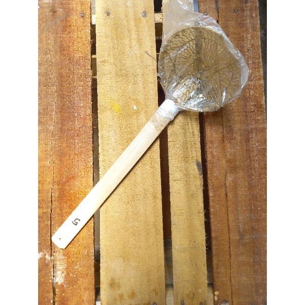 SARINGAN MIE AYAM / SEROKAN MIE AYAM BAHAN KUNINGAN DAN STENLIS DIAMETER 14 CM