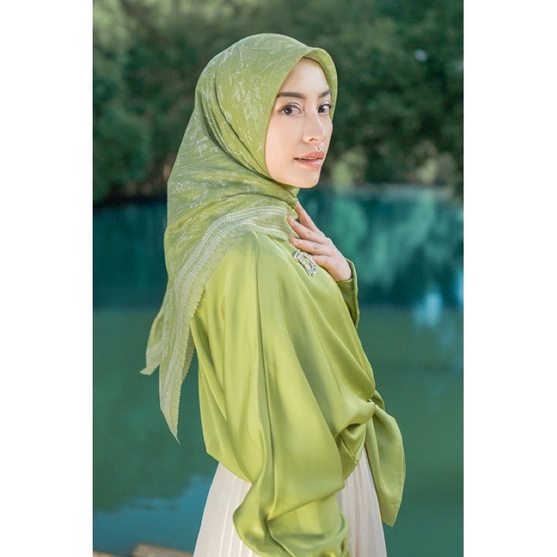 PL Zytadelia Scarf Brienzer Series