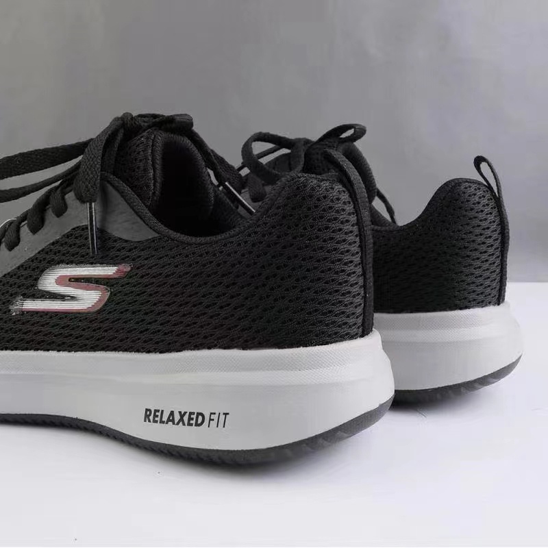 SKECHERS kasual sepatu casual sepatu pria hitam  slip on cowok rajut pria shoes