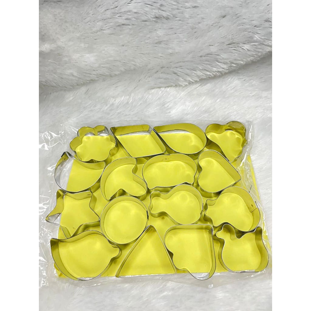 Acckini -  Cetakan Kue Kering Karakter / Cetak Kastengel Putri Salju Cookie Cutter Cetakan Cookies M