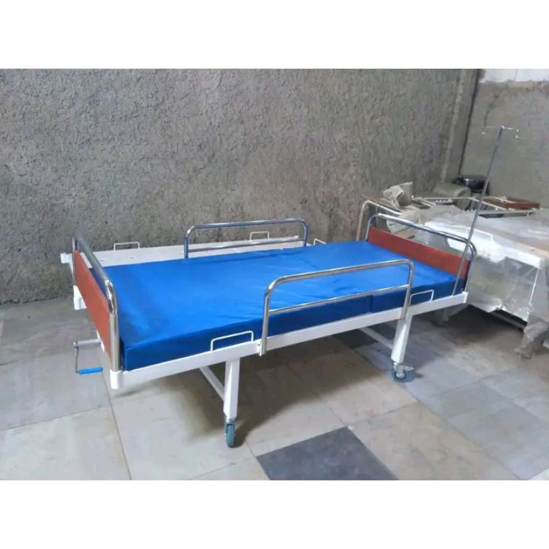 Bed Pasien 1 crank polywood