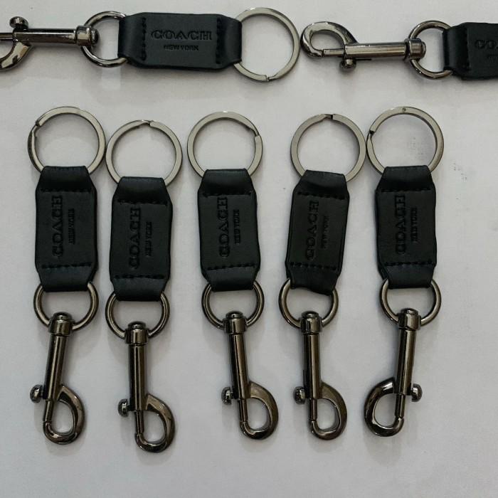 KEYCHAIN COACH GANTUNGAN KUNCI MOBIL MOTOR ORIGINAL