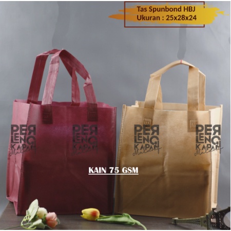 

Tas Box Spunbond Goodie Bag Standing Handle Jahit Kuat Ukuran 25x28x24 Souvenir Promosi Murah