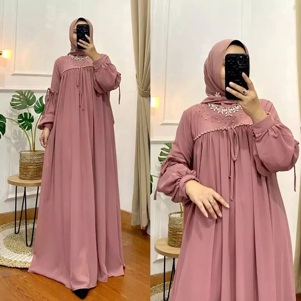 GAMIS WANITA TERBARU BERLIANA MAXY BP Bahan CERUTY BABYDOLL APLIKASI MUTIARA UKURAN M L XL GAMIS TERBARU 2023 LEBARAN WANITA DRESS WANITA TERBARU MAXY DRESS JUMBO WANITA LENGAN PANJANG