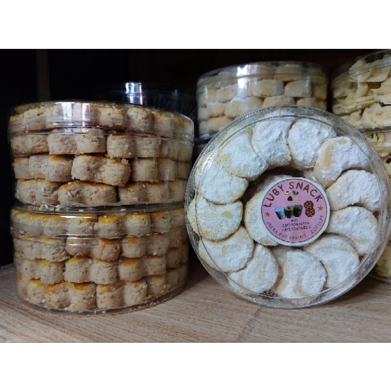 

PUTRI SALJU 500gr KUE LEBARAN PREMIUM