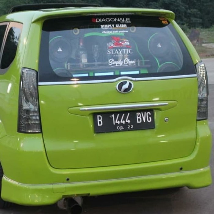 bodykit belakang avanza add on tipe s.
