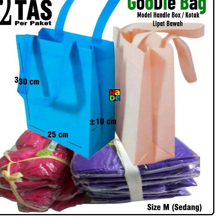 

12.12 sale 1 Lusin isi 12 Tas Kain Spunbond Kotak / Handle Box Goodie Bag Polos Ukuran M= 25x30x10 Kantong Belanja Lipat, Goody Bag Souvenir Snack Nasi Kotak Bento Ulang Tahun / Pernikahan grosir