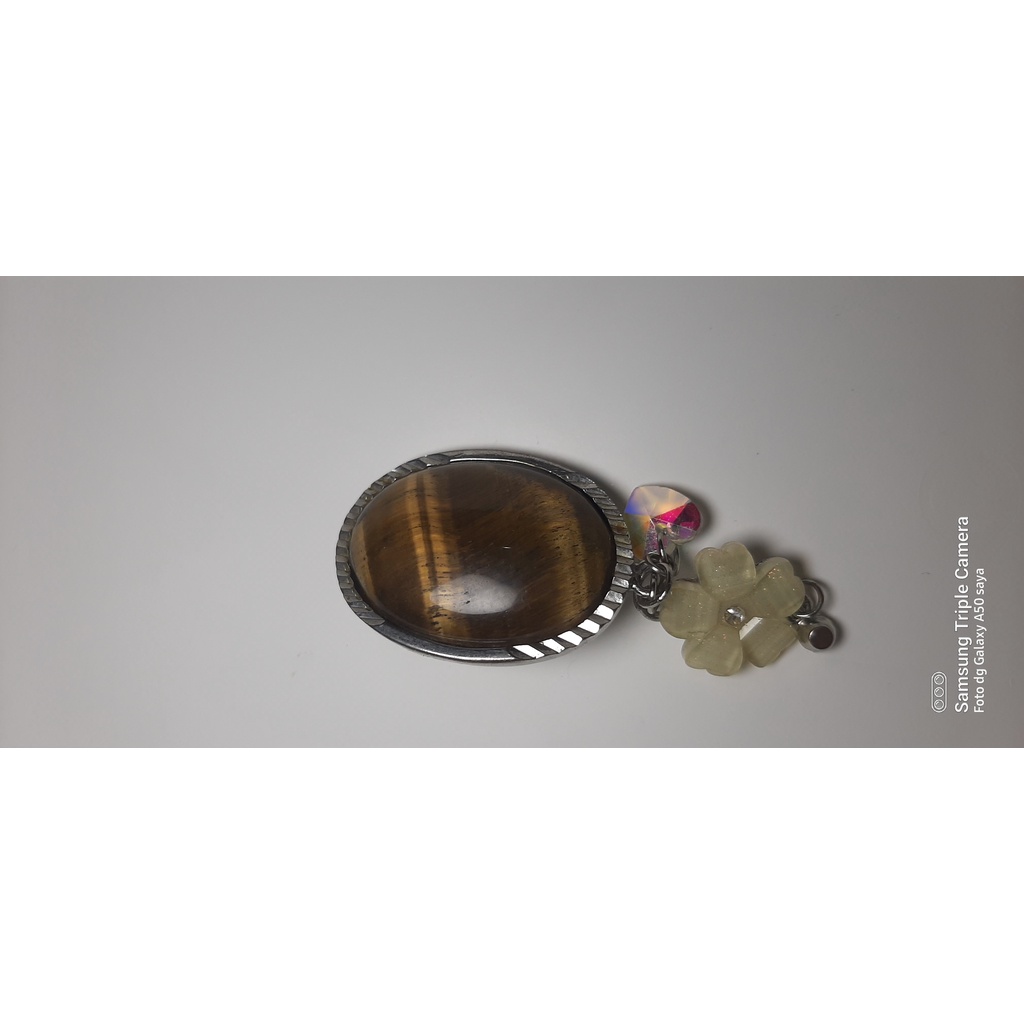 TIGER EYE STONE BROOCH