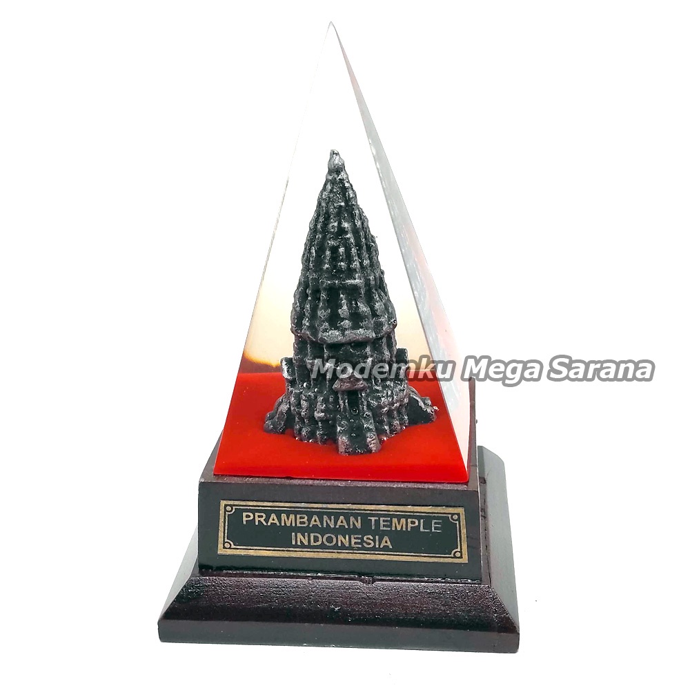 Souvenir Miniatur Candi Prambanan Temple Indonesia Limas 7x7x10 cm