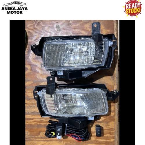 Lampu Kabut Foglamp Fog lamp Innova Lama / Old 2005 - 2008 Komplit
