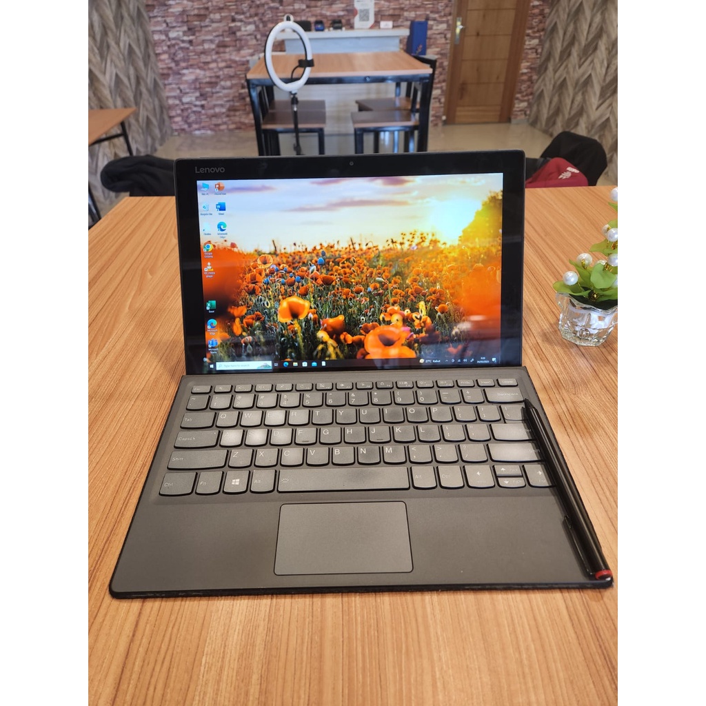 Laptop Lenovo Miix 2in1 Touchscreen + Pen