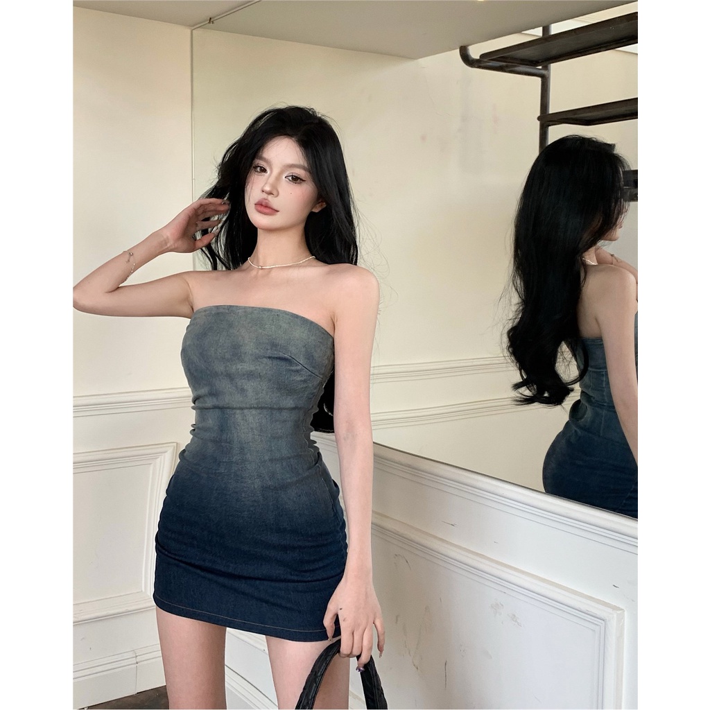 Red Denim tube top dress wanita musim panas keinginan murni gaya hot gadis backless pinggang tas pinggul rok temperamen ramping satu langkah rok pendek