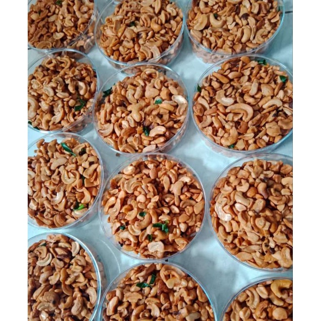 

kacang mete