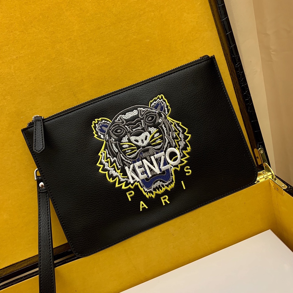 （Shopee Live） KZSNB04-9 K-Z  KZSNB04 Beautifully embroidered tiger head LOGO clutch underarm bag size: 28x18cm   snb