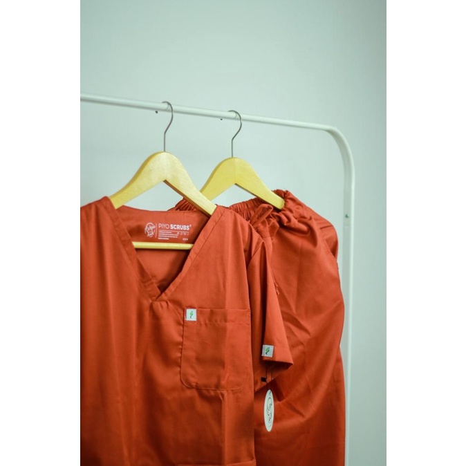 DISKON PIYO Scrubs Daily Suit Orange / Baju Jaga / Scrub / Baju Dokter MURAH
