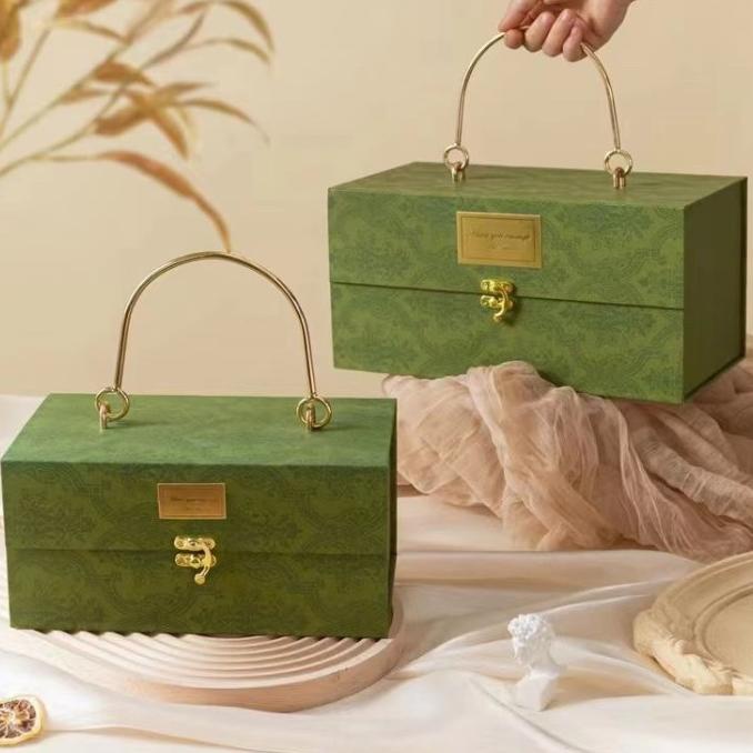 

Hampers Kotak Hampers Idul Fitri Lebaran Kotak Cookies Kue Kering Box Brownies Limited Edition