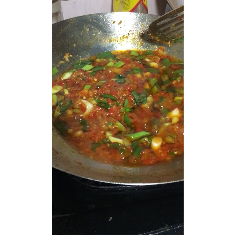

Sambal Ikan Tongkol Suir Bumbu Balado Kemasan 300gram