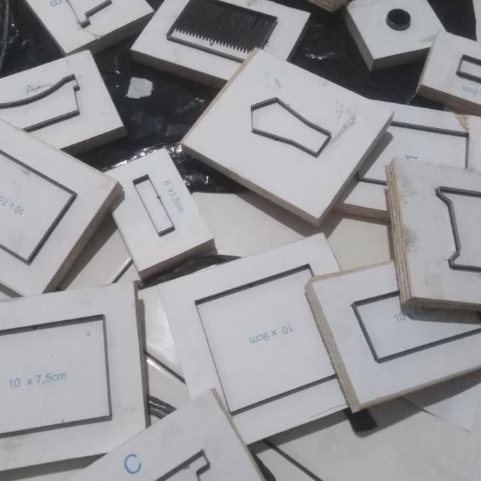 

pisau pond custom 18papan