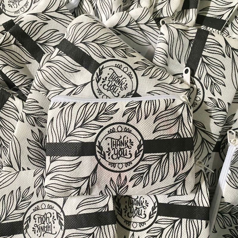 SOUVENIR DOMPET MURAH BAHAN SPUNBOND SIAP KIRIM FREE PACKING PLASTIK UK 14X10