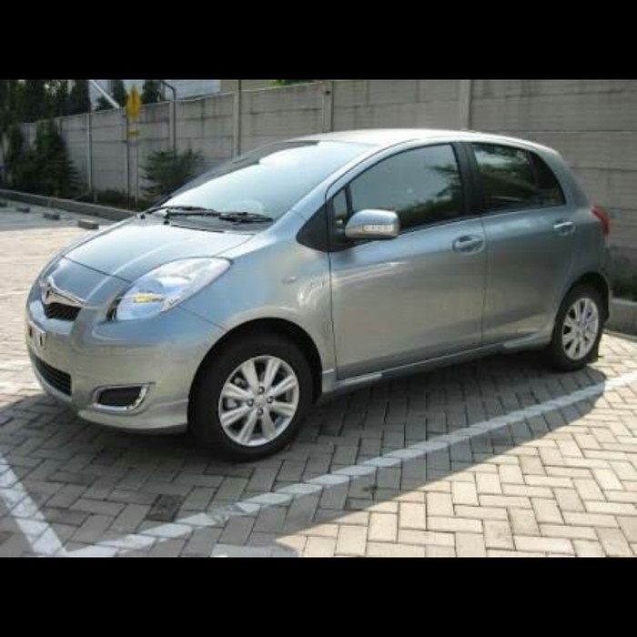 bodykit yaris 2009-2011 add on.
