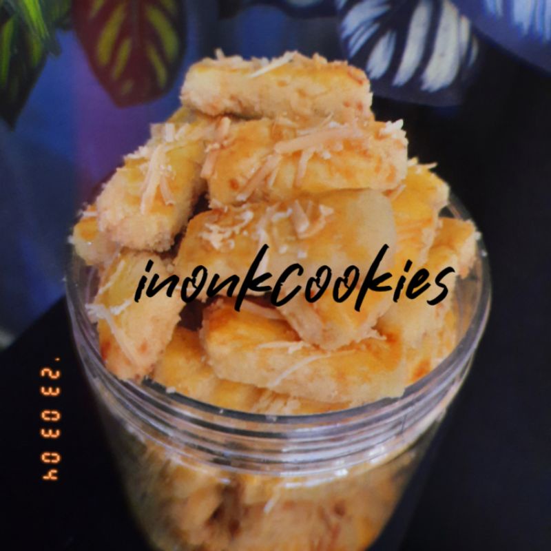 

kue keju premium toples 600ml