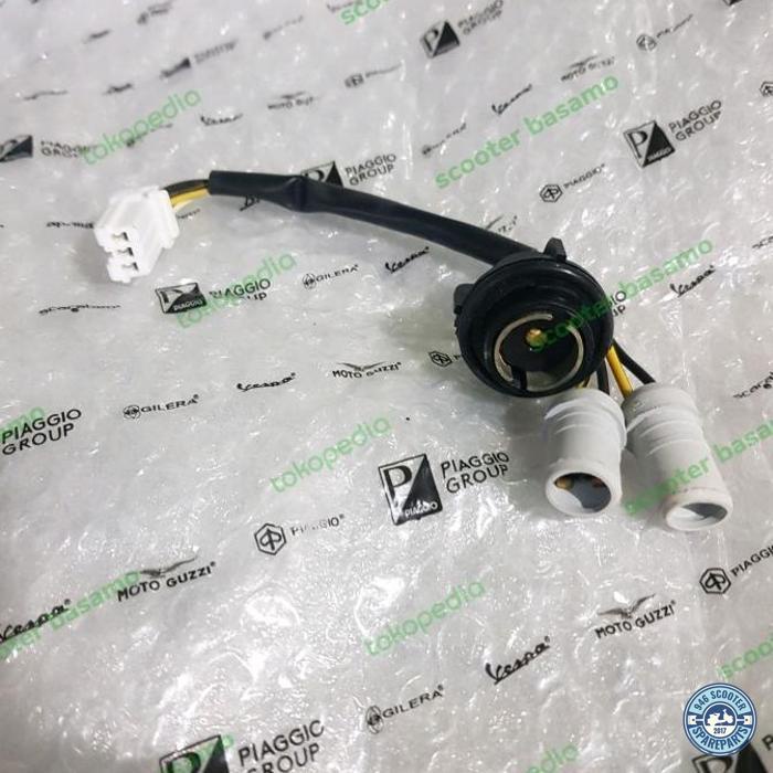 Socket Lampu Belakang VESPA PRIMAVERA
