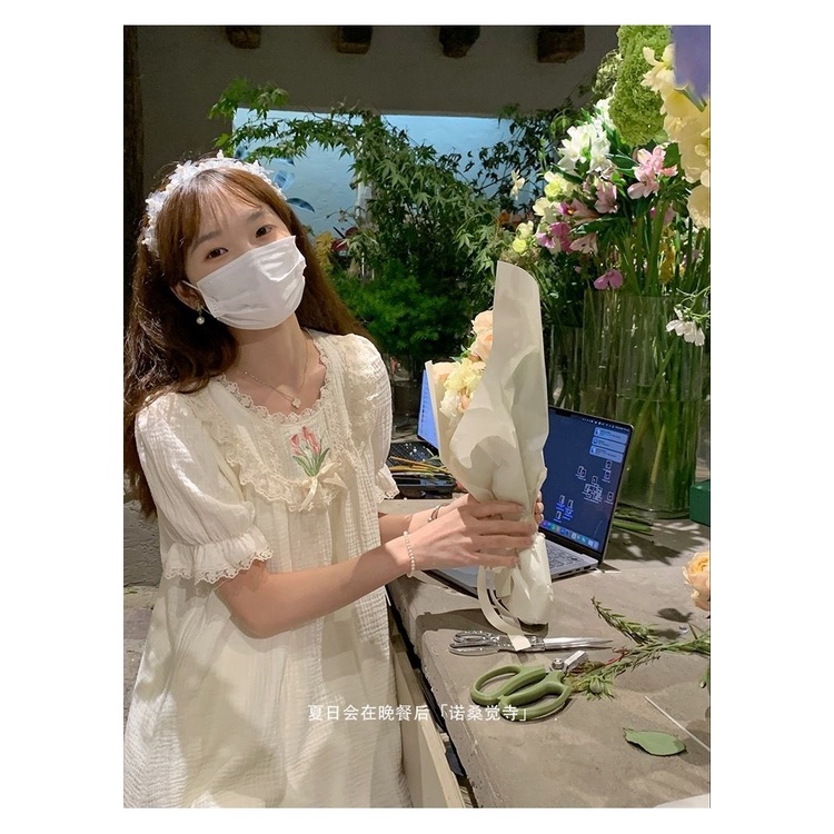 Piyama tulip krim wanita musim panas bagian tipis bagian tipis manis siswa lucu bersulam renda baju