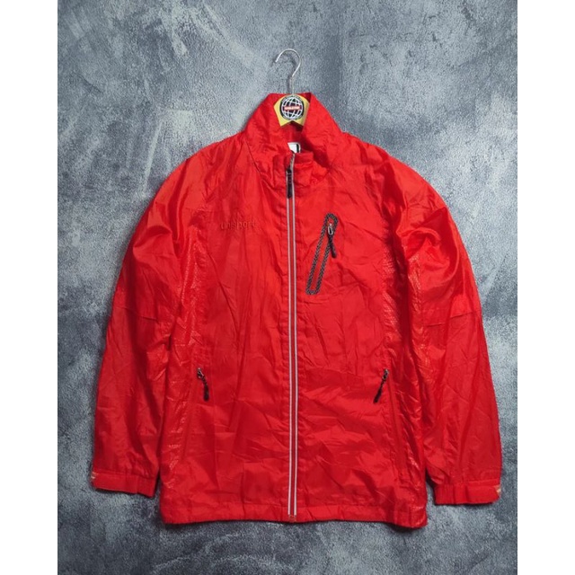 jaket gunung outdoor hiking UHL SPORT