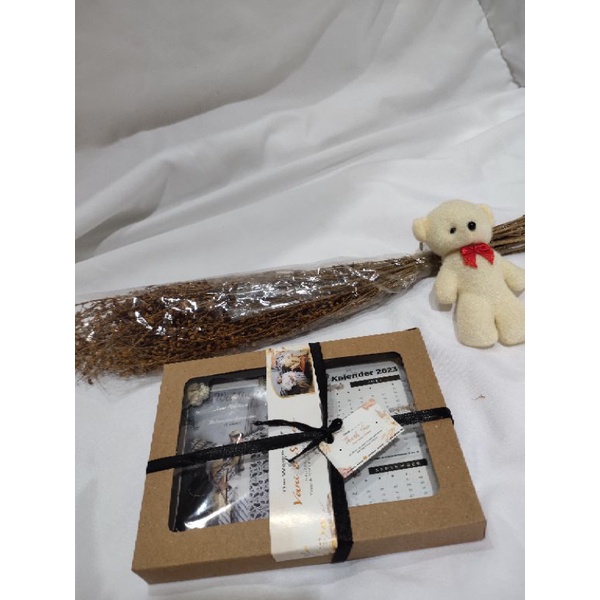 KALENDER 2023, KALENDER MEJA, KALENDER DUDUKAN MINI, SOUVENIR KALENDER, KALENDER CUSTOM BEST SELLER,