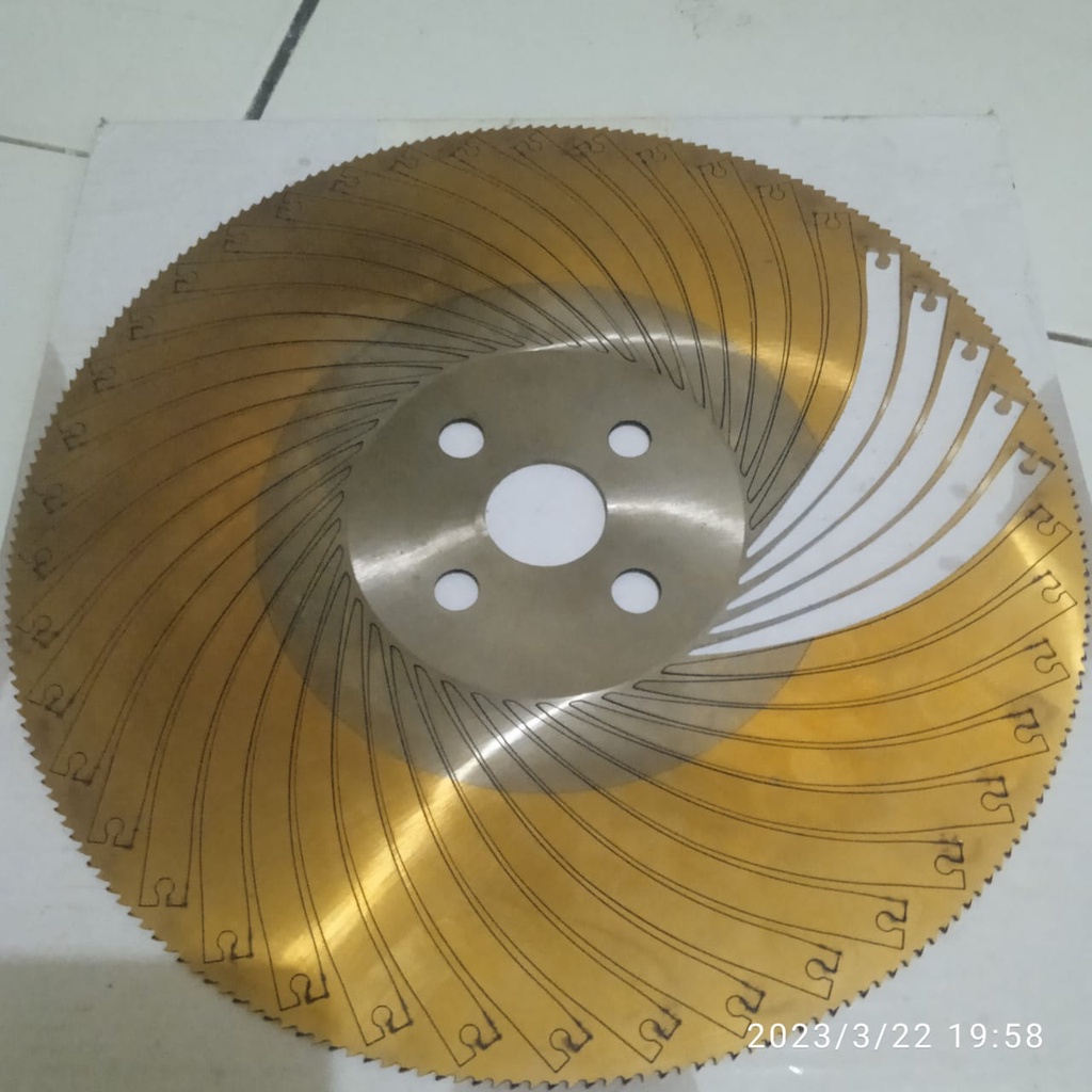 Circular Saw Blade Hss Gold Taji Ayam Dan Gagang