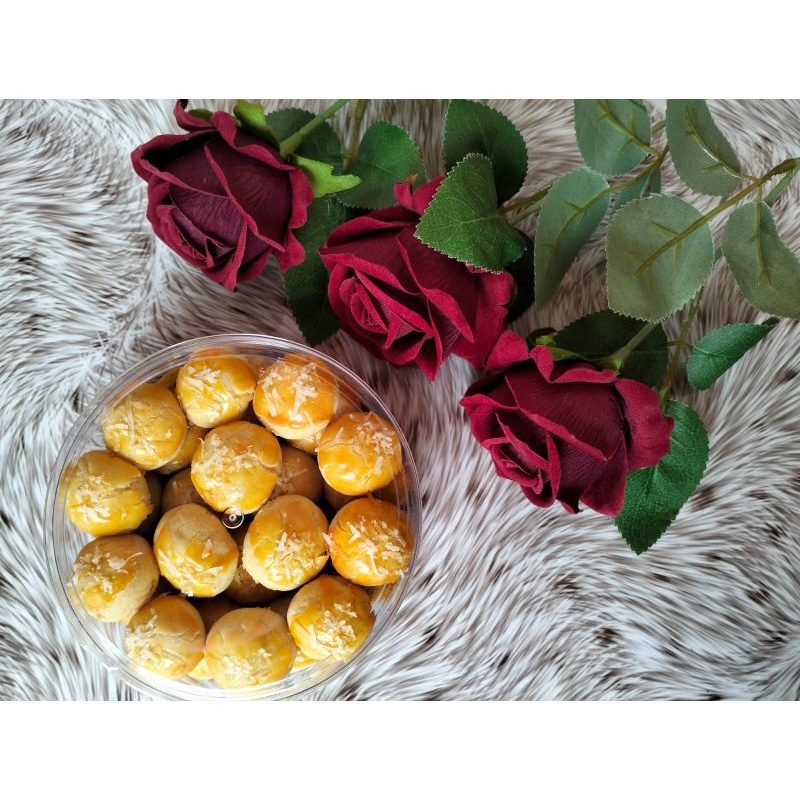 

KUE LEBARAN NASTAR KUE KERING