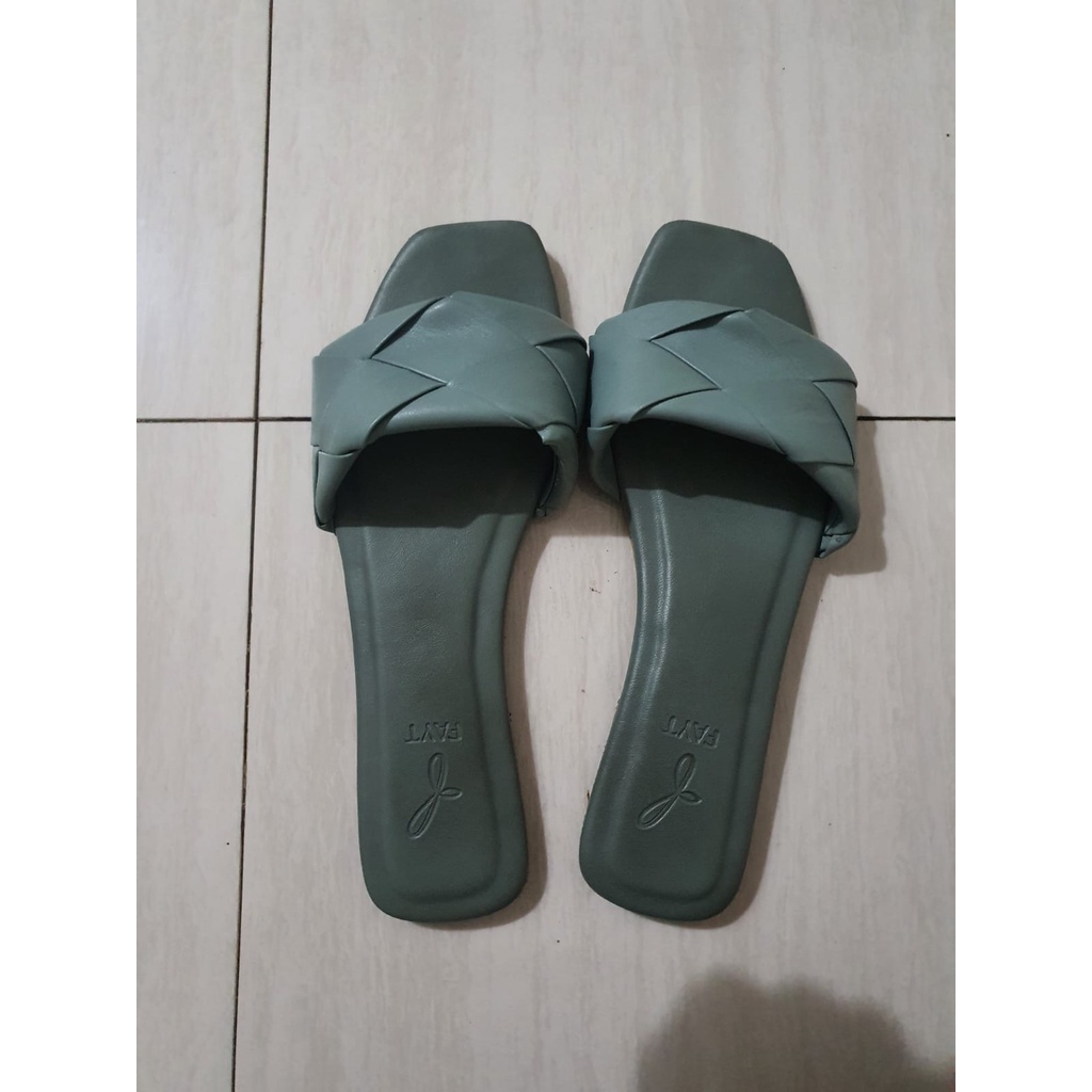 Preloved Sandal Wanita Fayt Miraa Wakai VNC Winod Amante