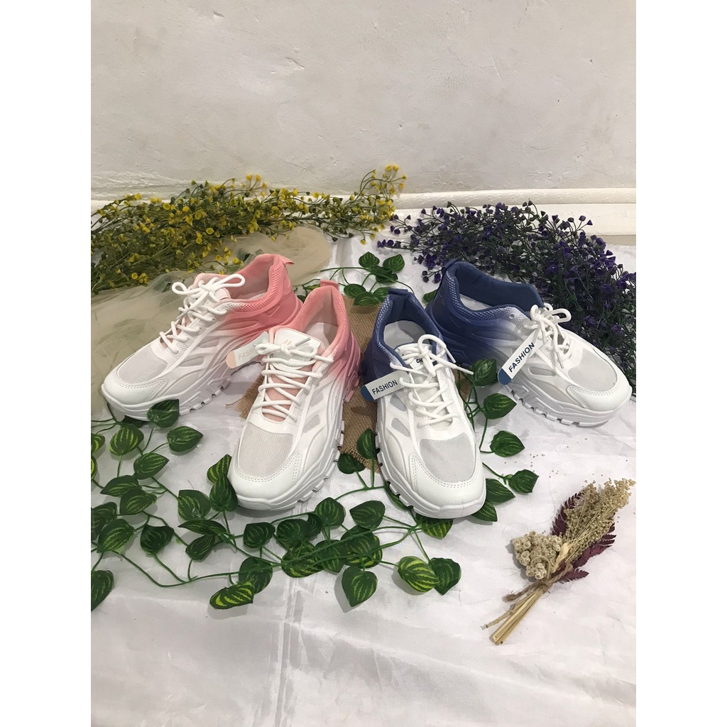 HS / Sepatu Sneakers Wanita Sport Shoes Fashion 280