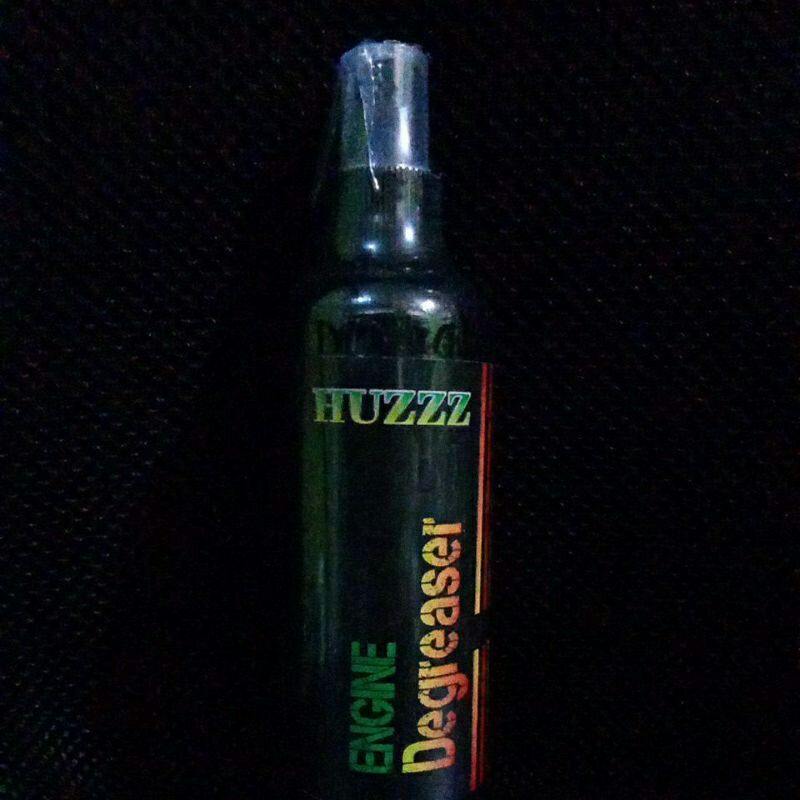 HUZZZ ENGINE DEGRASER/PEMBERSIH KARAT MESIN KENDARAAN 250ML