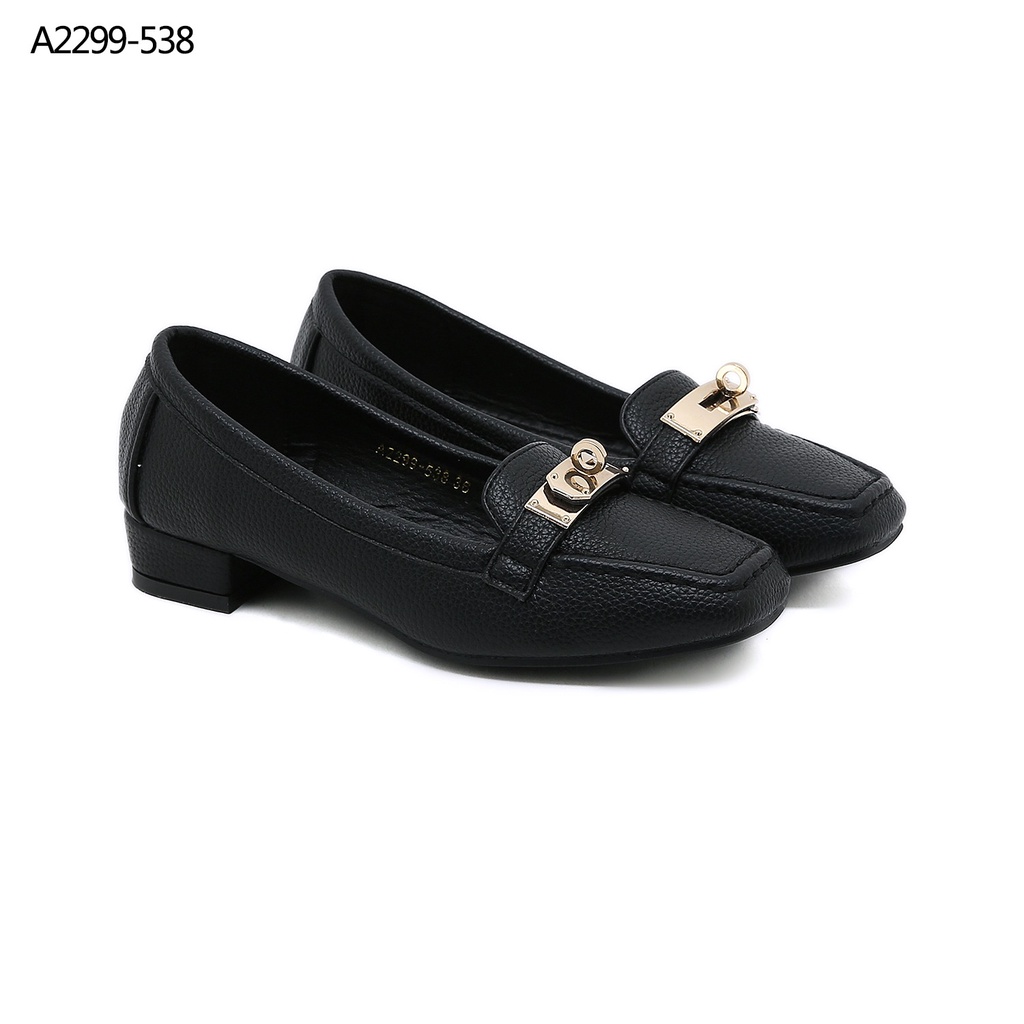 togo Leather With Buckle Block Heel A2299-538