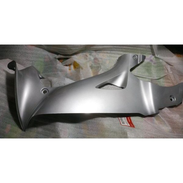 Sayap Dalam Kiri Karisma Silver Kode Part 64450 Kph 880Fmh Barang Langka Stok Terbatas