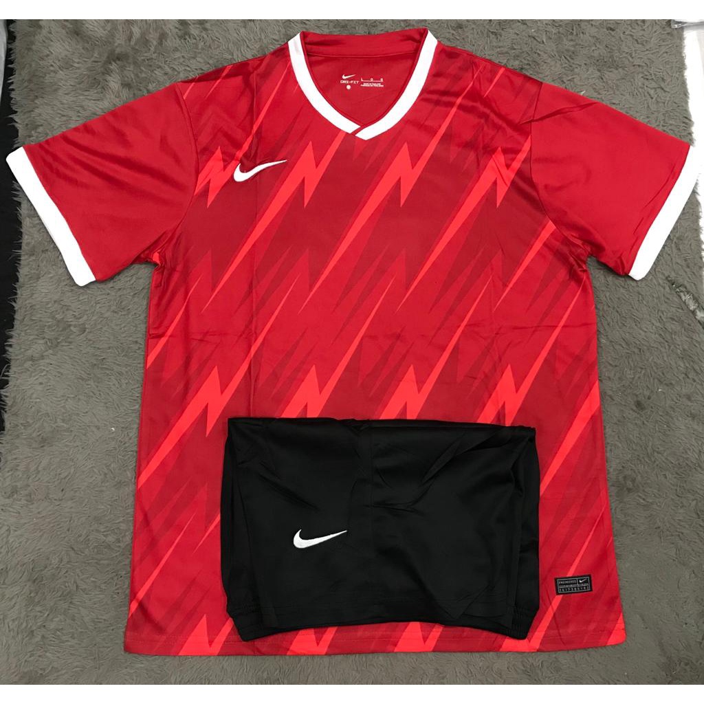 SEUTELAN BAJU FUTSAL SEPAK BOLA MERAH LIST PUITH GRADE ORI IMPORT