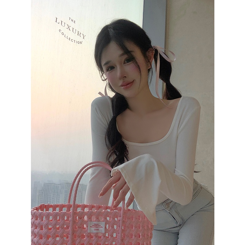 Red Murni Keinginan Besar Leher U Lengan Panjang T-shirt Wanita Musim Semi 2023 Seksi Ketat Elastis Dalam Kemeja Pendek putih Top