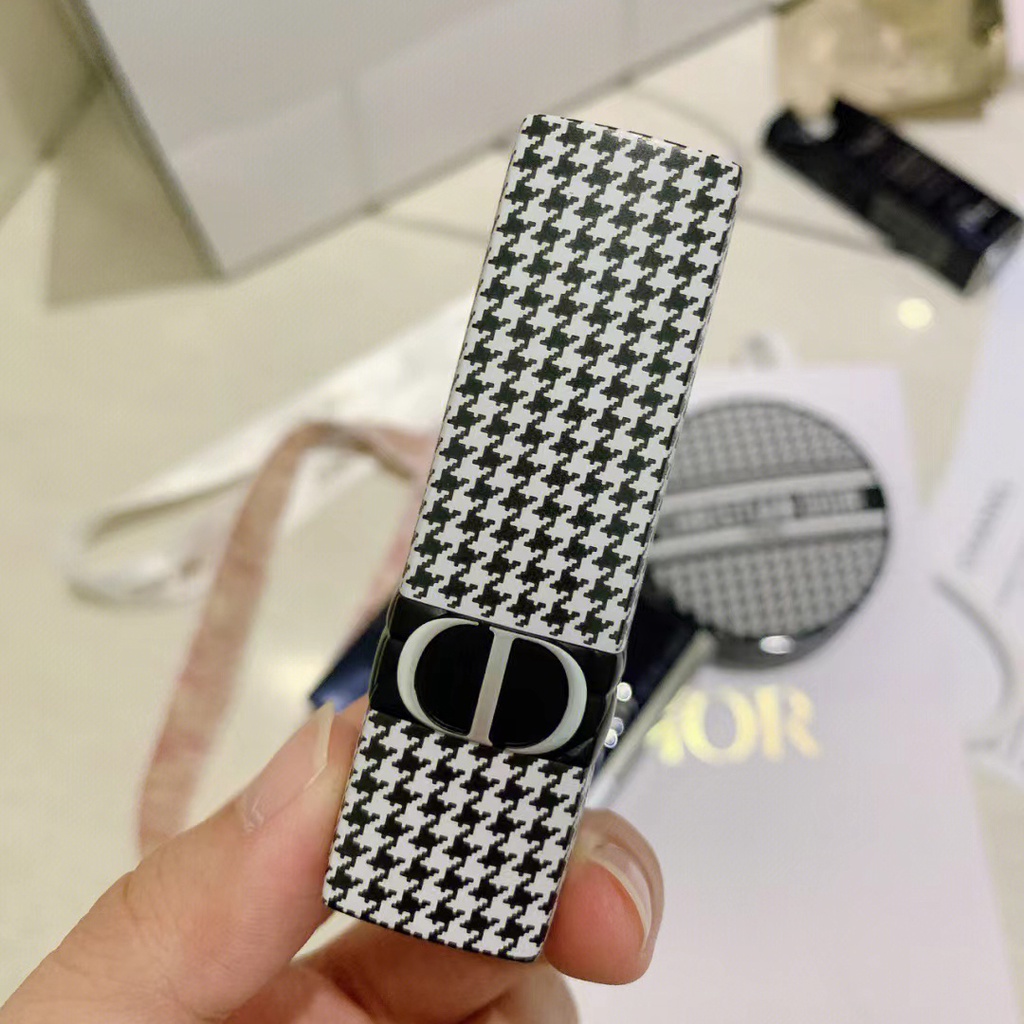 DIOR. ROUGE DIOR  LIPSTICK- NEW LOOK LIMITED EDITION 1.5GR/3.5GR