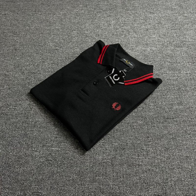 -FRMNSH- KAOS POLO FREDPERRY BLACK LIST RED FULL TAG LABEL CASUAL HYPE