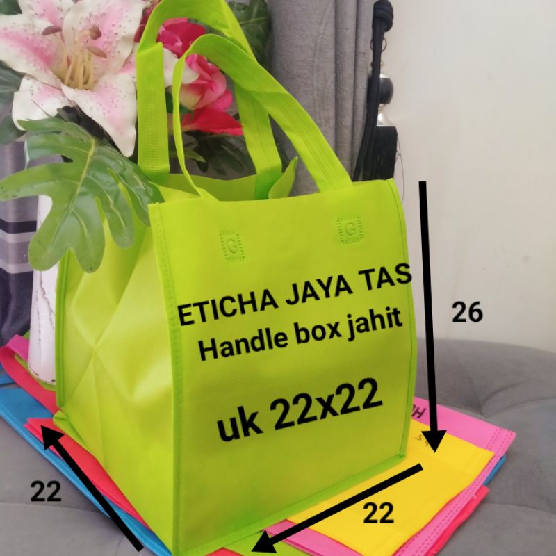 tas box spunbond goodie bag standing handle jahit uk 22x22/ uk 20x20