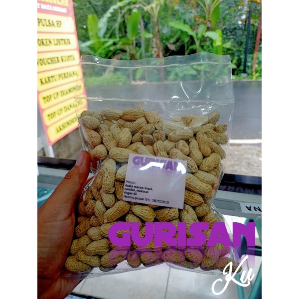 

Kacang Asin Sangrai / Kacang Kulit Asin 500 gram