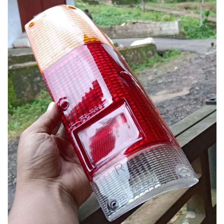 mika lampu belakang Chevrolet luv kbd 26 imitasi lama