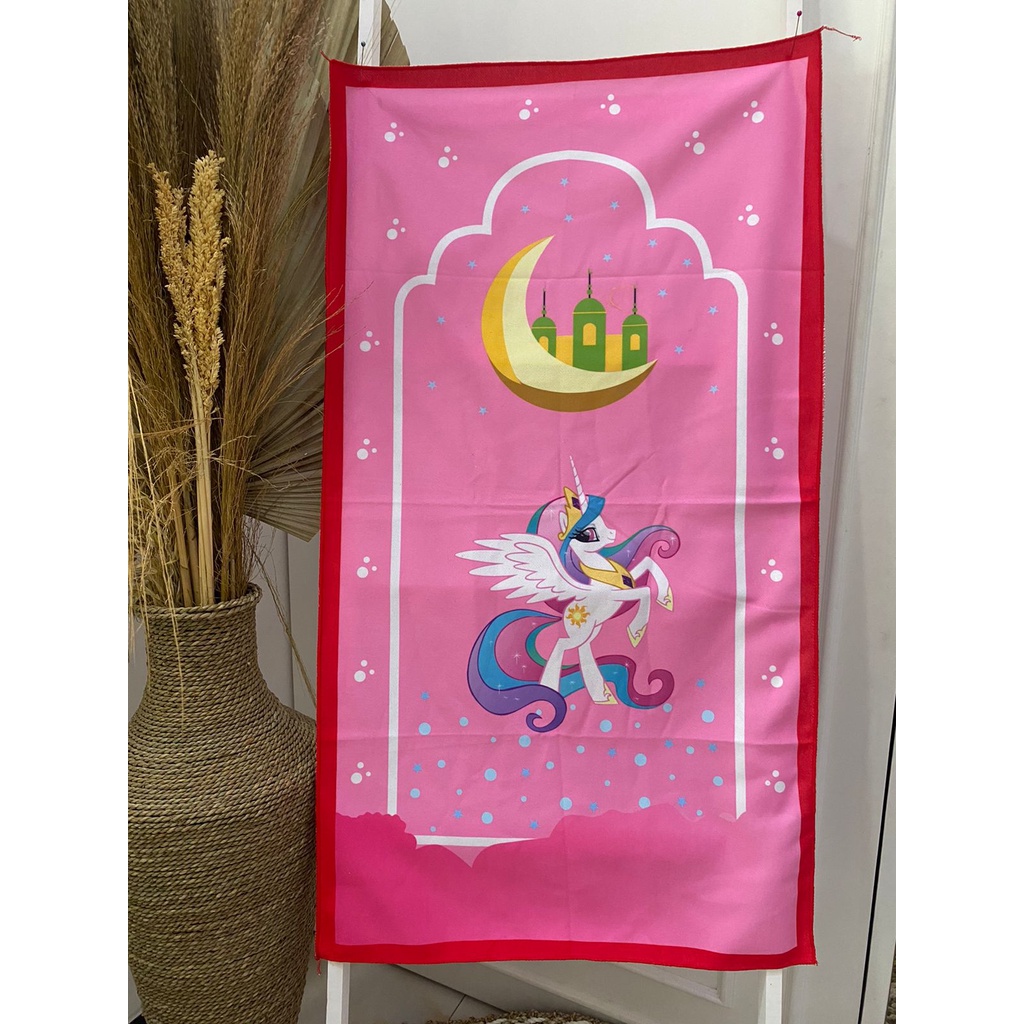 SAJADAH ANAK KARAKTER / SAJADAH ANAK MOTIF KARAKTER ARJUNA