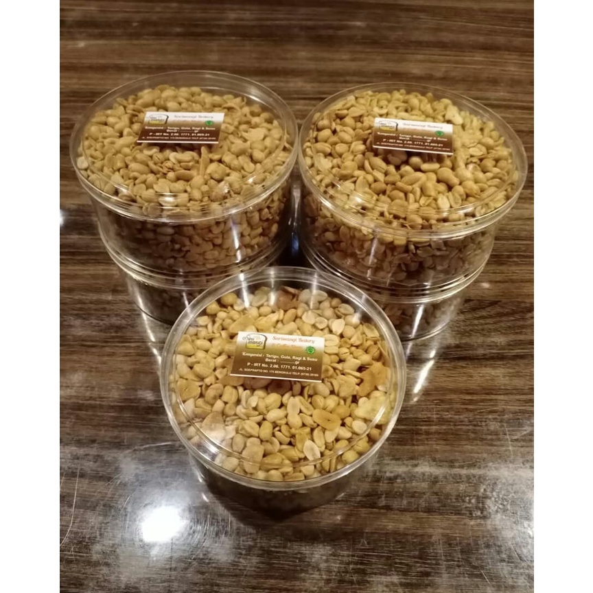 

kacang tojin topes 1/2 kg