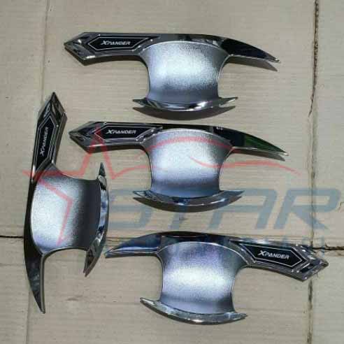 Outer chrome list hitam Xpander.