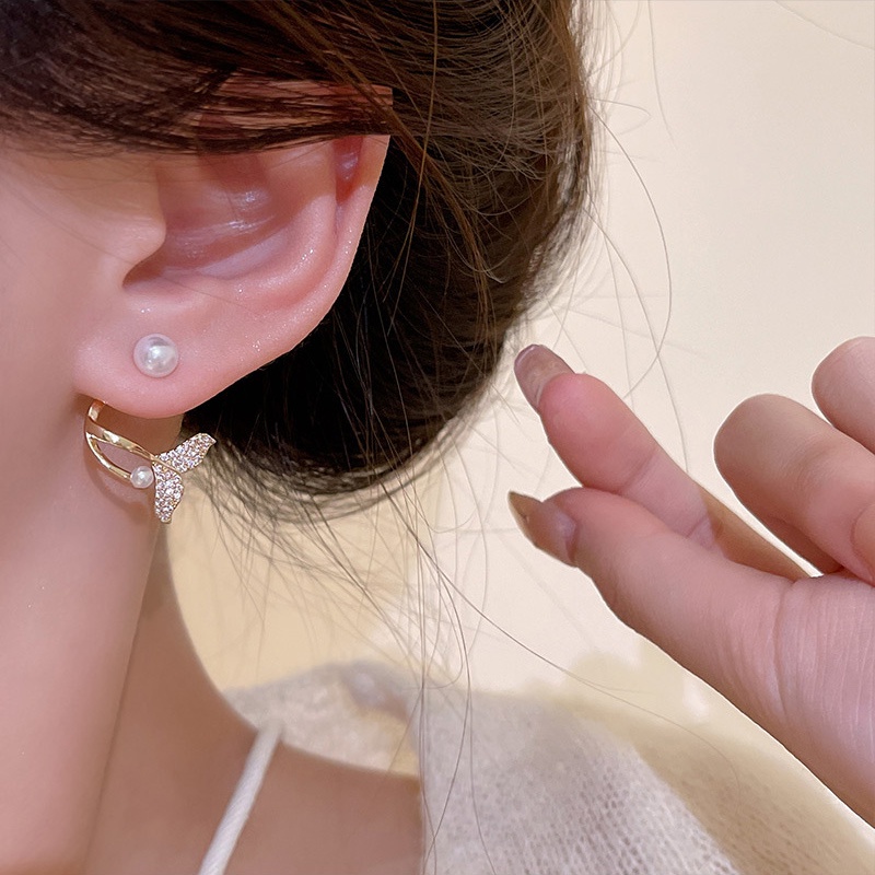 Mode925 Perak Jarum Rasa Tinggi Kembali Gantung Anting Mutiara Indah Ikan Tail Stud Earring