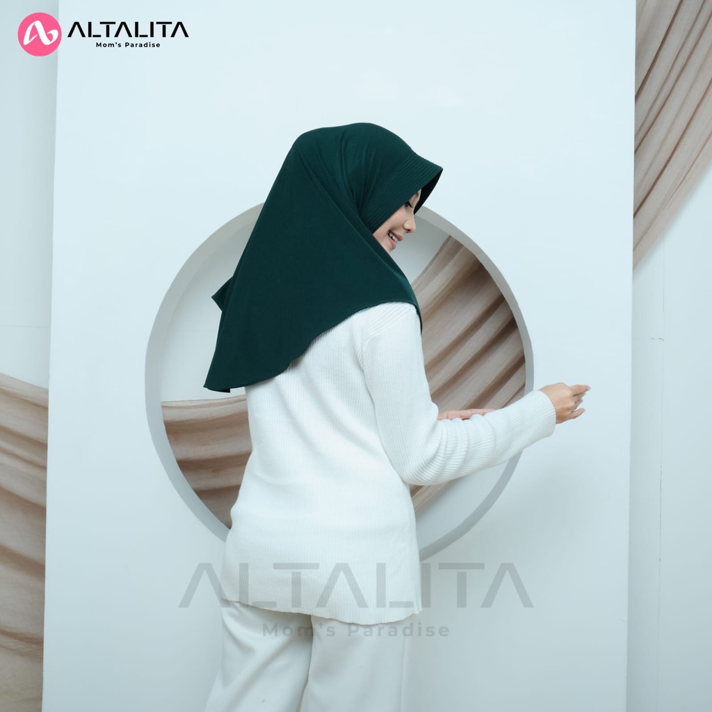 Altalita - Hijab Sport Instan Menutup Dada Kerudung Bergo Hamidah Size M Jersey Premium Jilbab Instan Qaila Penguin Cocok Untuk Sekolah Olahraga Volly Futsal Senam dan Sehari-Hari