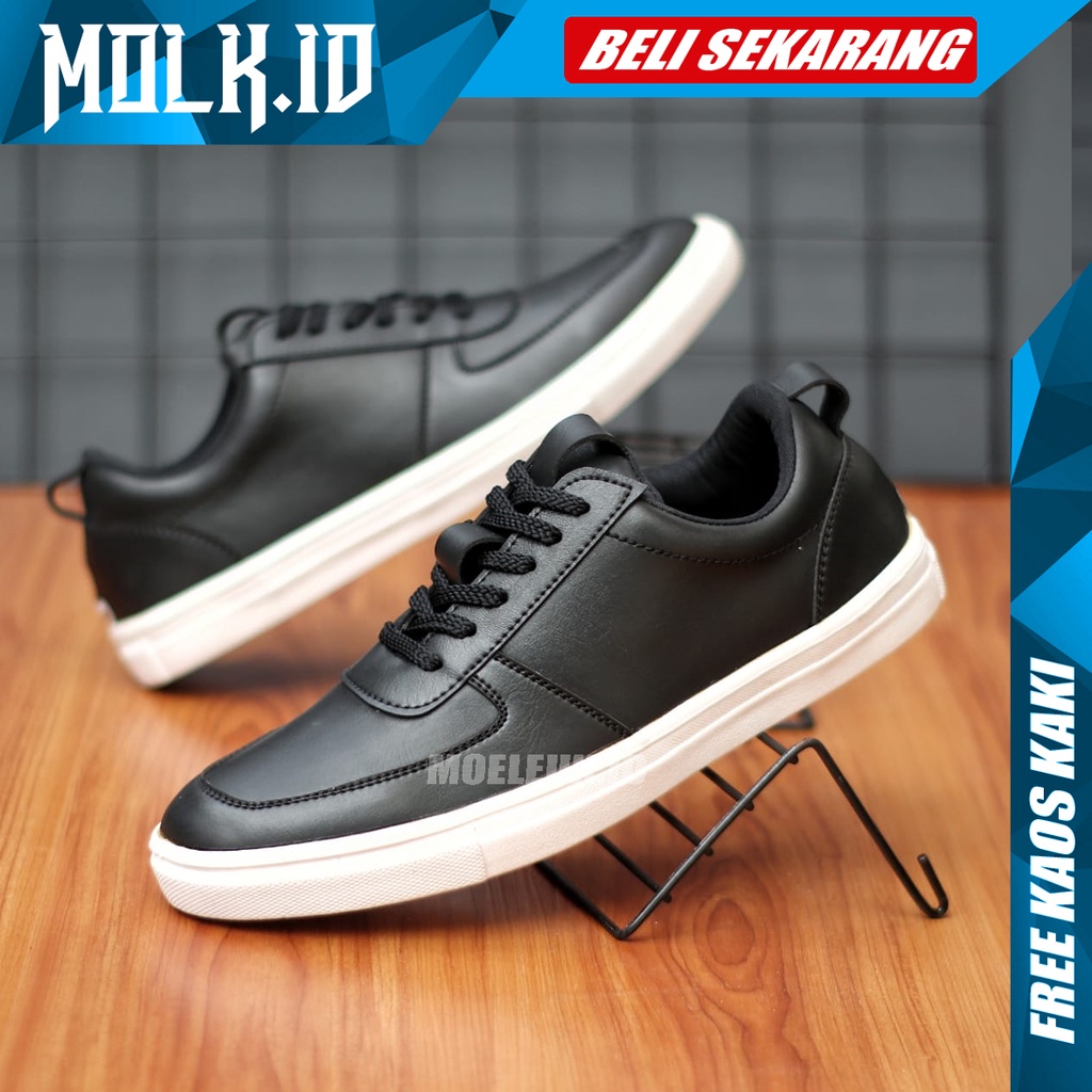 MOLK Sepatu Casual Sneakers Pria Hitam Tali Original Distro Simple Murah Sepatu Sekolah Kerja Kuliah