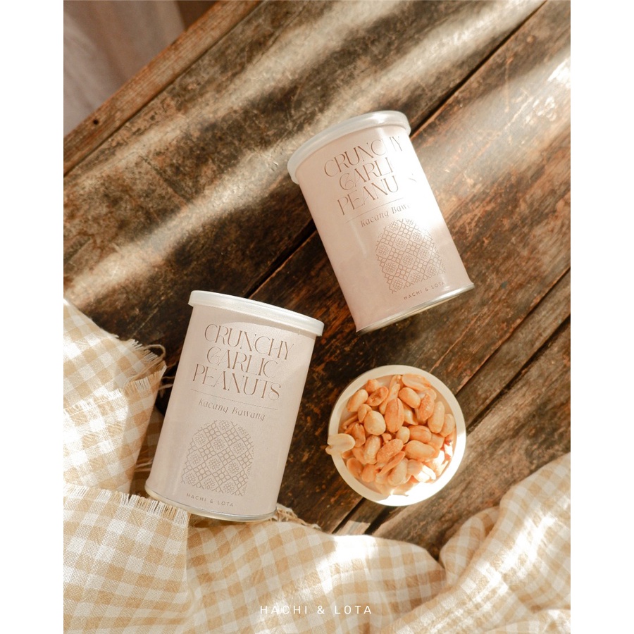 

Crunch Garlic Peanut by Hachi & Lota | Kacang Bawang Hampers Lebaran